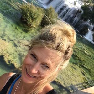 Meet your Posher, Kerri